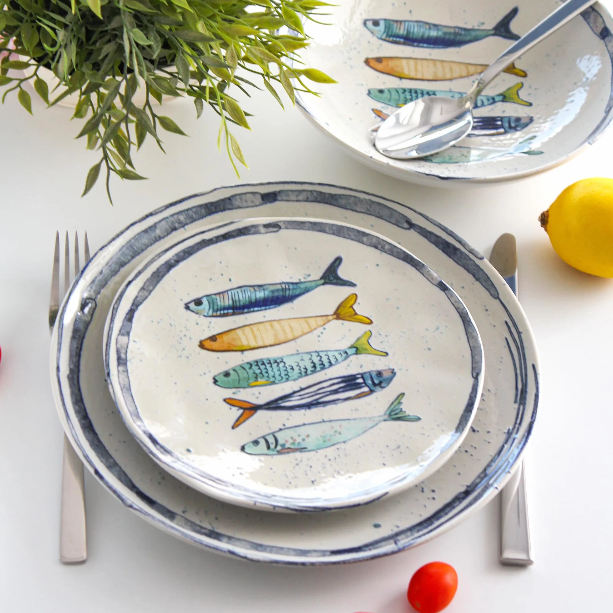 La Mediterránea - Geschirr-Set (18 Teller für 6 Personen, 26 cm, Dessertteller 20 cm, ausgehöhlt für Suppe oder Salat, 20 x 5 cm)